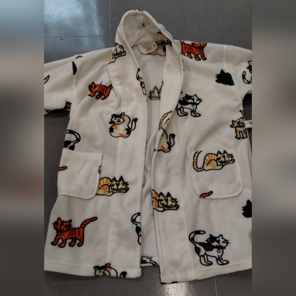 Aegean Apparel Polyester Cat White Sleepwear & Robes Women Cat Lady Granny Core - Picture 8 of 11